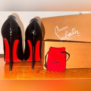 Christian Louboutin So Kate 120 Black Patent Pumps Size 38- with box & mini bag